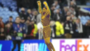 Il PSG torna in semifinale di Champions, grazie soprattutto alle parate di Donnarumma.